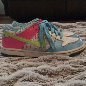 Nike dunk low 6.0 shoes size 7